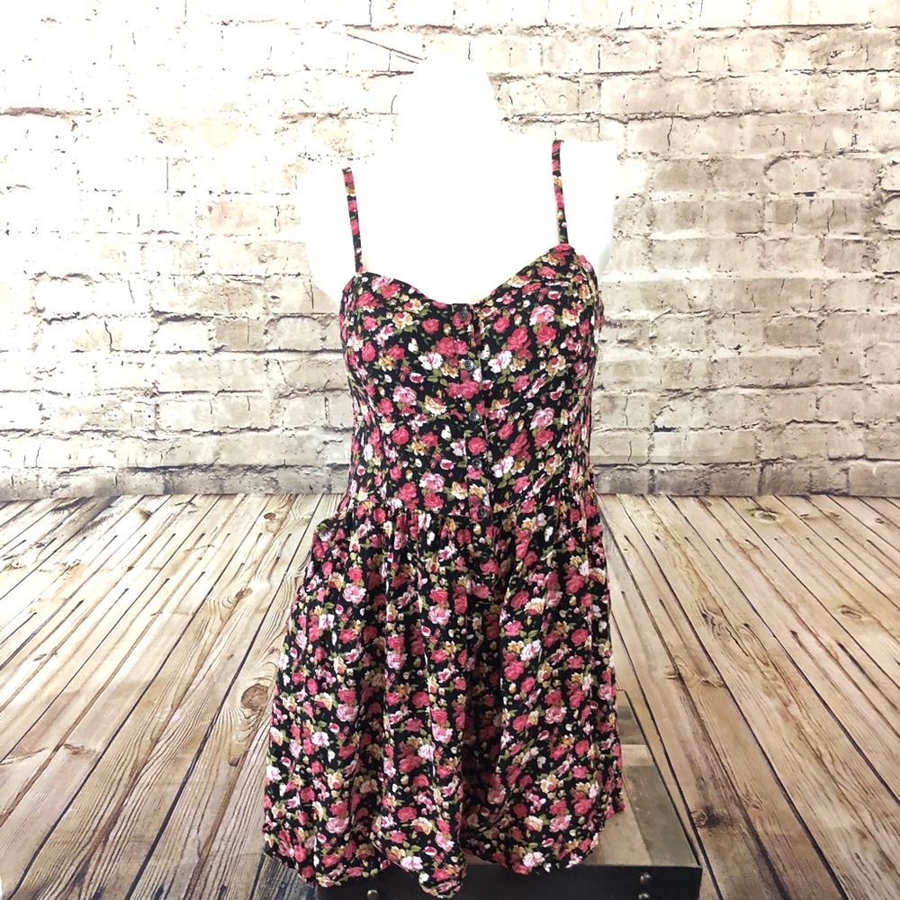 NWOT express floral romper size small